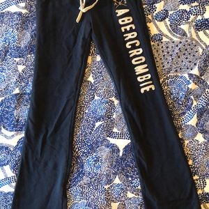 Abercrombie sweatpants navy M